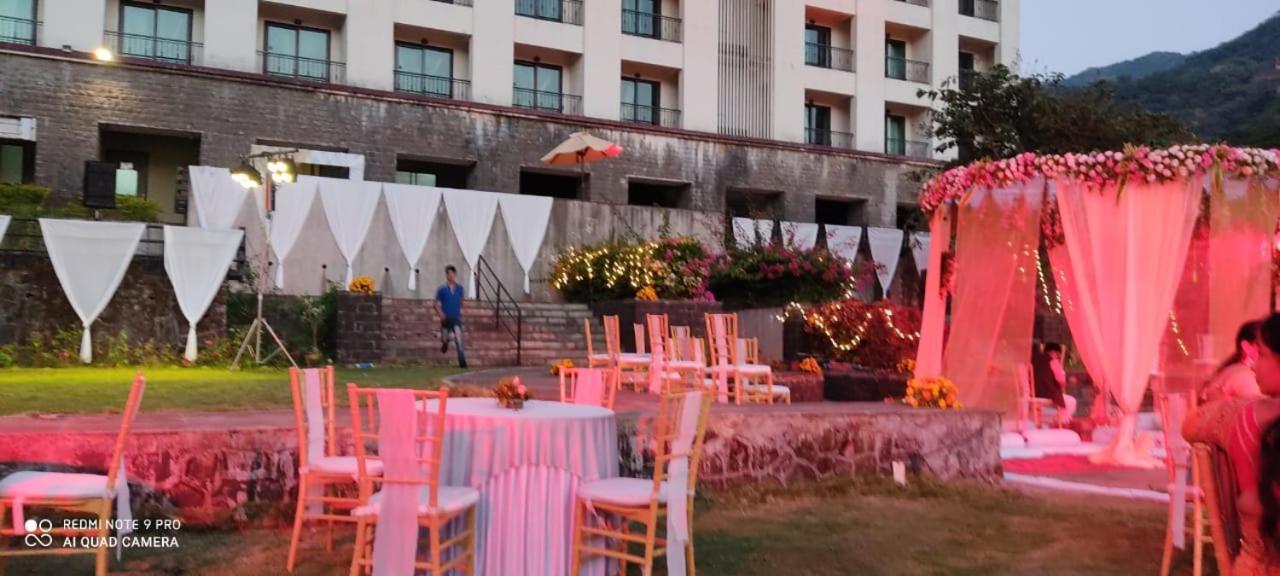 Celebration Lavasa Hotel Екстериор снимка